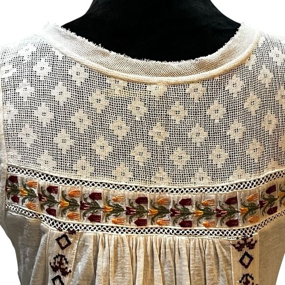 Free People Cream Sleeveless Embellished Blouse - Picture 8 of 15